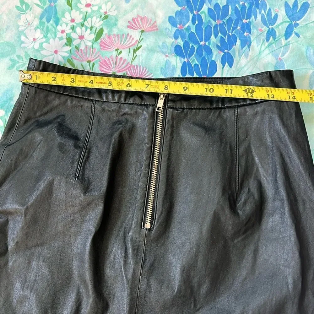 Milly Lamb Leather Skirt - 6 - Picture 9 of 11